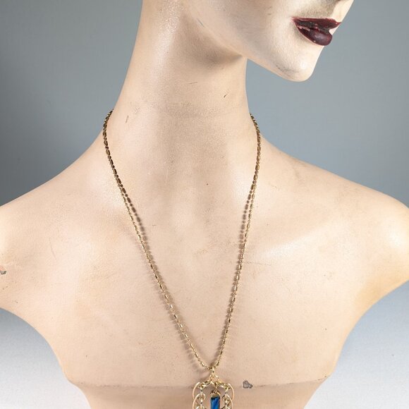 Triple Moon Goddess pendant, wiccan pagan witch Rainbow crystal wand jewelry - Picture 8 of 9